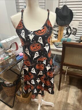 Too Fast Black Halloween Pumpkin & Ghost Print Slip Dress